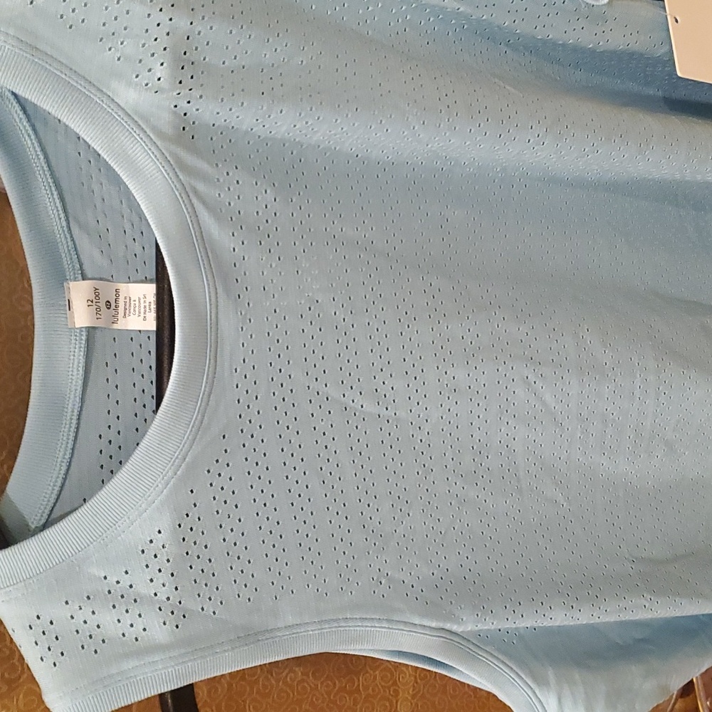 Luluman tank top breeze by muscle tank squad